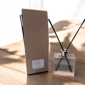 Santal Reed Diffuser - Elegant Black and Silver
